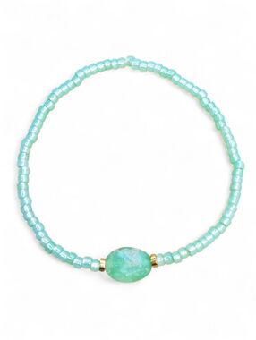 Chrysoprase Stretch Bracelet Green Gemstone Seafoam Mint Gold Minimalist New